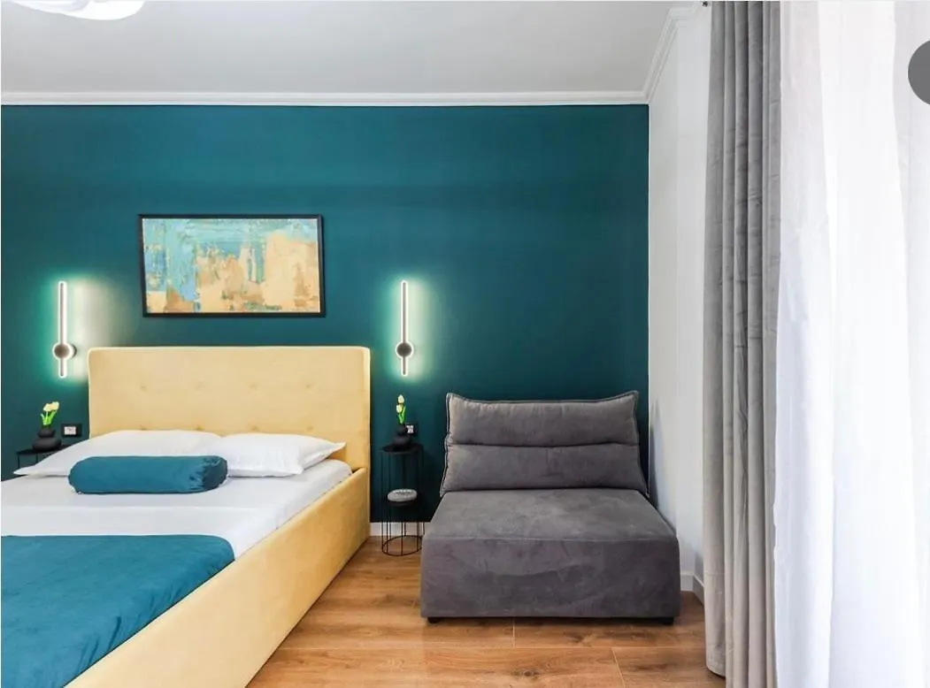 Zoe Apartment At City Center Tirana